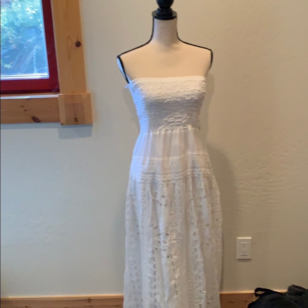Long white dress